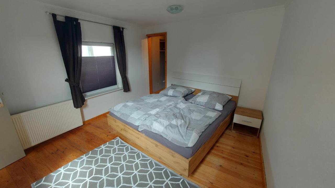 Ferienhaus Am Oland Busum Bagian luar foto